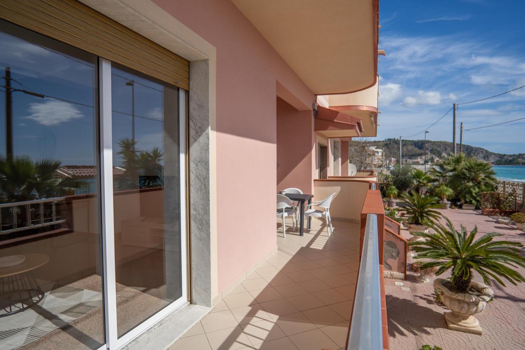 דירות בובה מרינה Casa Erika מראה חיצוני תמונה